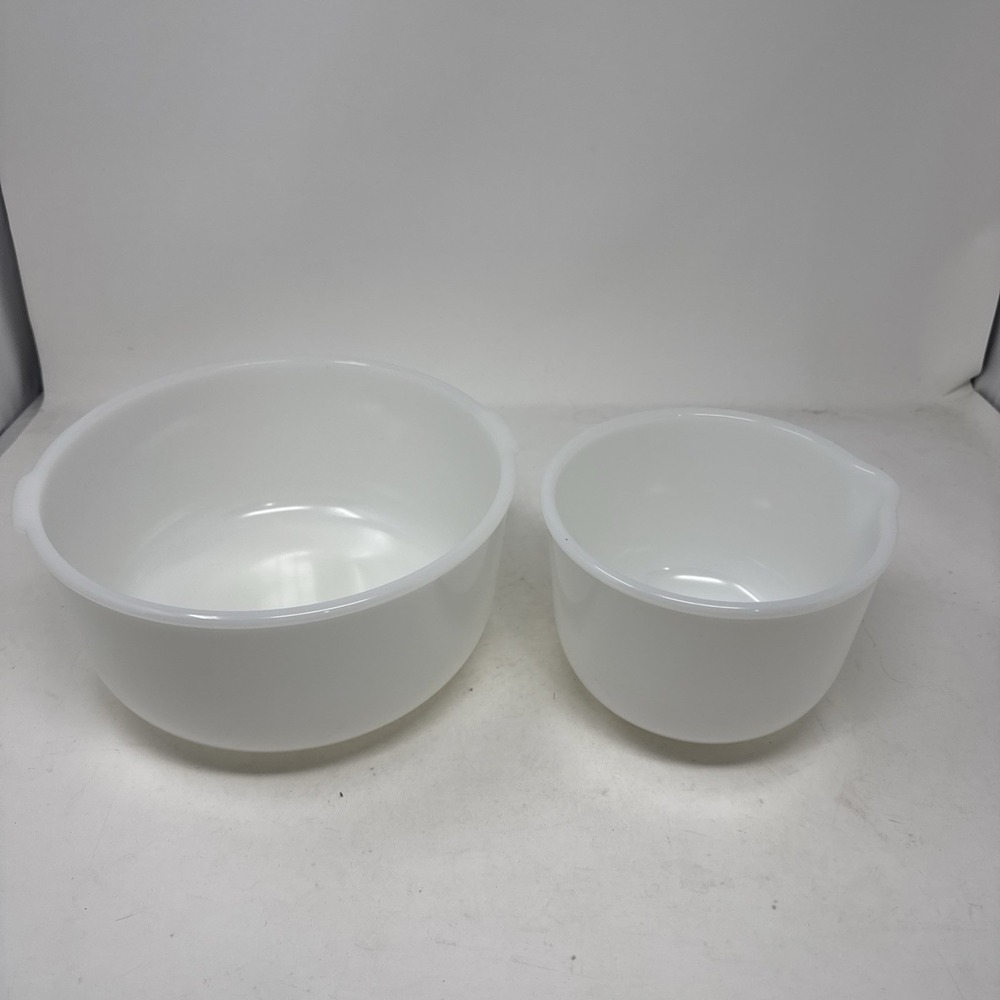 Vintage Sunbeam Mixmaster 2 Bowl Set Lg 19CJ Sm 20CJ Glasbake White Milk Glass